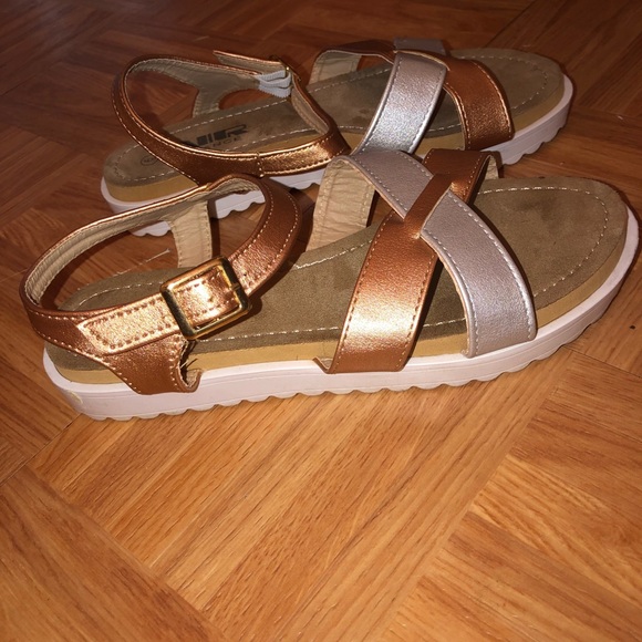 Sandals - Picture 2 of 2